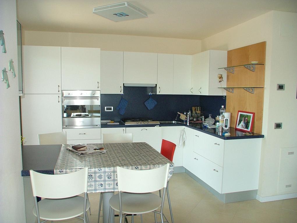 Appartamento Adelaide Градо Екстериор снимка